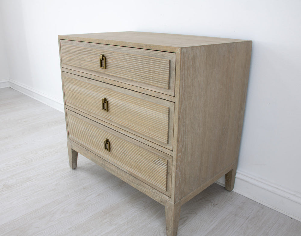 Zeugma Fr873 Dark Oak Small Chest - Solid Wood, Spacious Drawers & Soft-close Functionality For Elegance Dark Oak Finish Solid Oak Wood Fr873 Natural