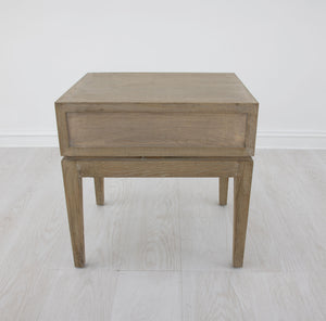 Zeugma Fr907 Elegant Solid Oak Side Table With Antiqued Mud Grey Finish - Perfect For Traditional Spaces Antiqued Mud Grey Finish Solid Oak Wood Fr907 Natural