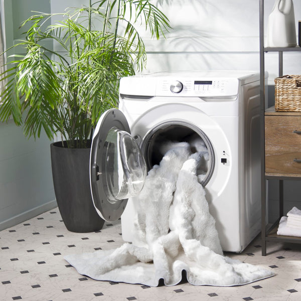 Safavieh Faux Rabbit Bubble Area Rug - Luxurious Ivory Design, Durable, Slip-resistant, Easy To Clean, Chic Decor Ivory Polyester Frb100a-3