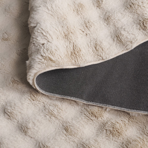 Safavieh Faux Rabbit Bubble Area Rug - Luxurious Ivory Design, Durable, Slip-resistant, Easy To Clean, Chic Decor Beige Polyester Frb100b-8