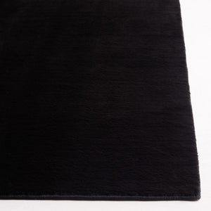 Safavieh Faux Rabbit Fur 100 Power Loomed Solid & Tonal Rug Black FRF100Z-6R