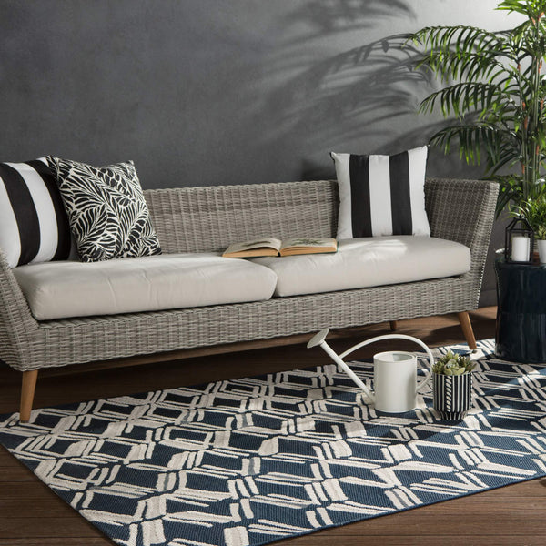 Jaipur Living Jaipur Living Caelum Flatweave Trellis Polypropylene Rug for Indoor Outdoor Spaces Navy 7'10"X10'10" RUG146082