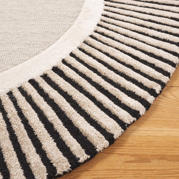 Safavieh Fifth Avenue Hand-tufted Area Rug – Luxurious Wool Blend In Elegant Design For Modern Home Decor Grey ,Black 65% Wool,25% Viscose,10% Cotton Ftv107f-3ov