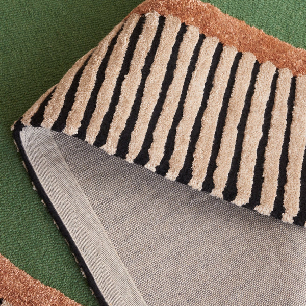 Safavieh Fifth Oval 9X12 Hand-Tufted Rug In Green With Bold Black-White Stripes, Wool-Viscose Plush, Artful Accent FTV107Y-68OV