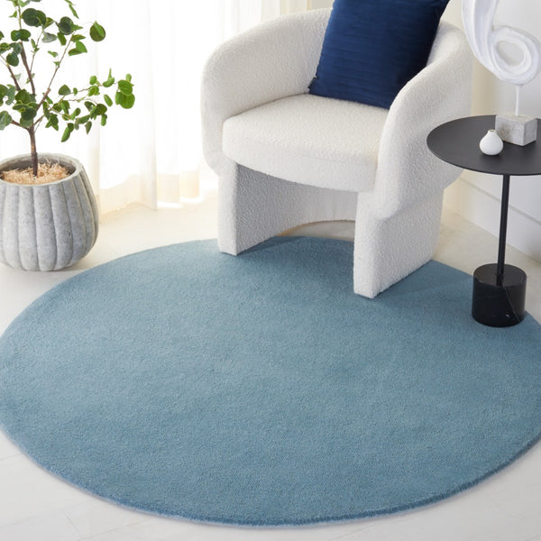 Safavieh Fifth Avenue Luxurious Hand-tufted Rug - Timeless Elegance For Home Décor, Crafted In India Blue 85% Wool,15% Cotton Ftv128m-7sq