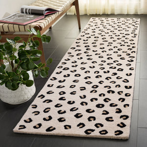 Safavieh Fifth Hand-Tufted Ivory And Black Runner — Wool-Cotton Blend, Plush 3/8" Pile, Artisanal Hallway Accent 2'-3" x 8'-0" FTV175A-28