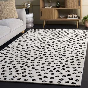 Safavieh Fifth Avenue Hand-Tufted Wool-Cotton Area Rug In Ivory & Black — Low Pile, Durable, Modern Glam Centerpiece 6'-0" x 9'-0" FTV175A-6