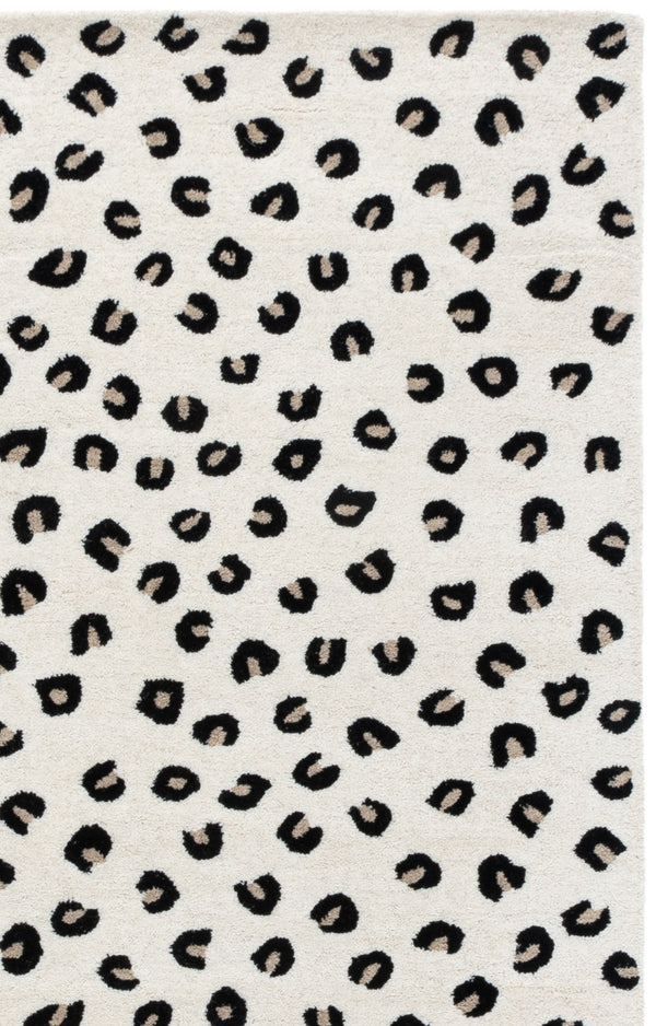 Safavieh Fifth Hand-Tufted Ivory And Black Runner — Wool-Cotton Blend, Plush 3/8" Pile, Artisanal Hallway Accent 2'-3" x 8'-0" FTV175A-28