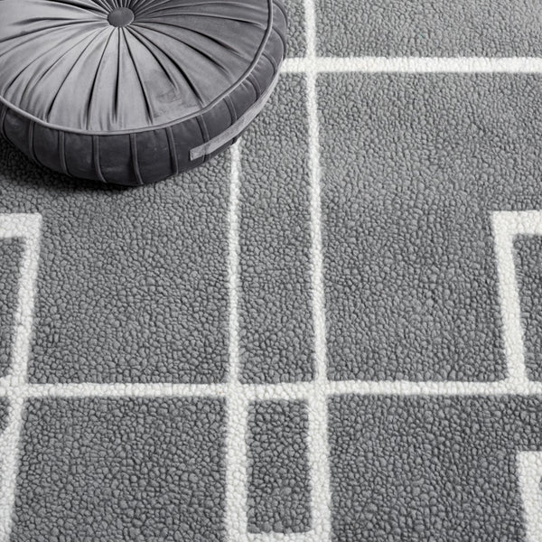 Safavieh Fifth Avenue 201 Hand Tufted 80% Wool, 10% Polyester, 10% Cotton Modern Rug Grey / Ivory FTV201F-8