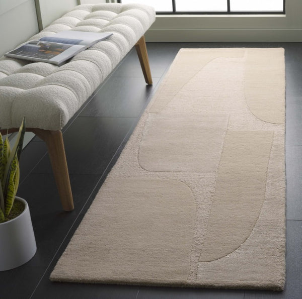 Safavieh Fifth Avenue Hand Tufted Wool Geometric Runner for Hallways and Entryways FTV252B-28