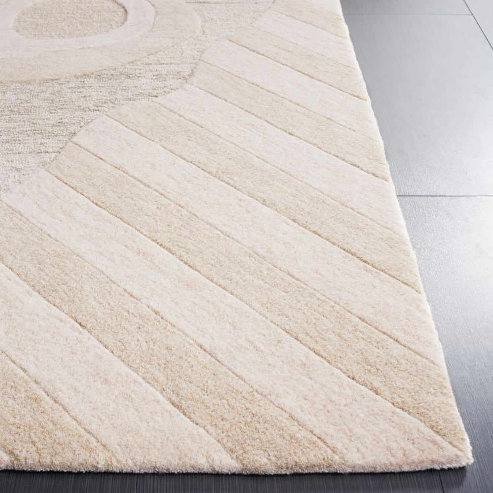 Safavieh Fifth Avenue 301 FTV301 Tufted Geometric Rug Beige / Grey FTV301B-6