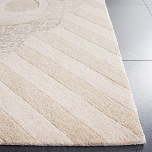 Safavieh Fifth Avenue 301 FTV301 Tufted Geometric Rug Beige / Grey FTV301B-6