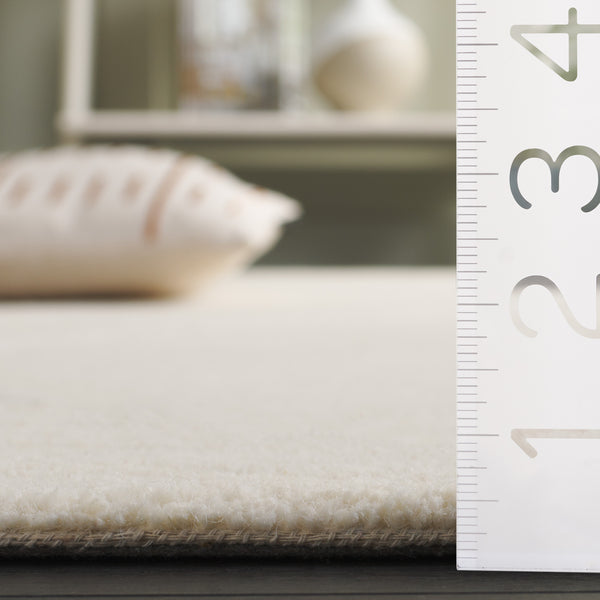 Safavieh Fifth Avenue 452a Ivory Rug - Hand-tufted Luxury 5x8 Area Rug, Chic Design For Modern Living Spaces Ivory 95% Wool,5% Viscose Ftv452a-5