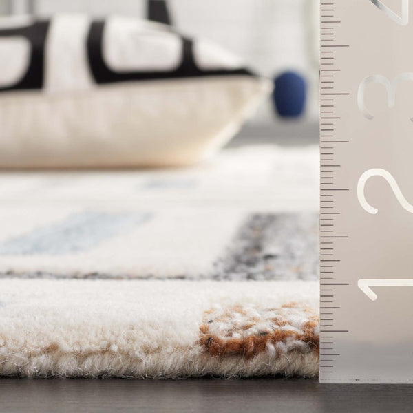 Safavieh Fifth Avenue Hand Tufted Wool Cotton Runner Geometric Ivory Grey Hallway Rug 8'-0" x 10'-0" FTV601A-8