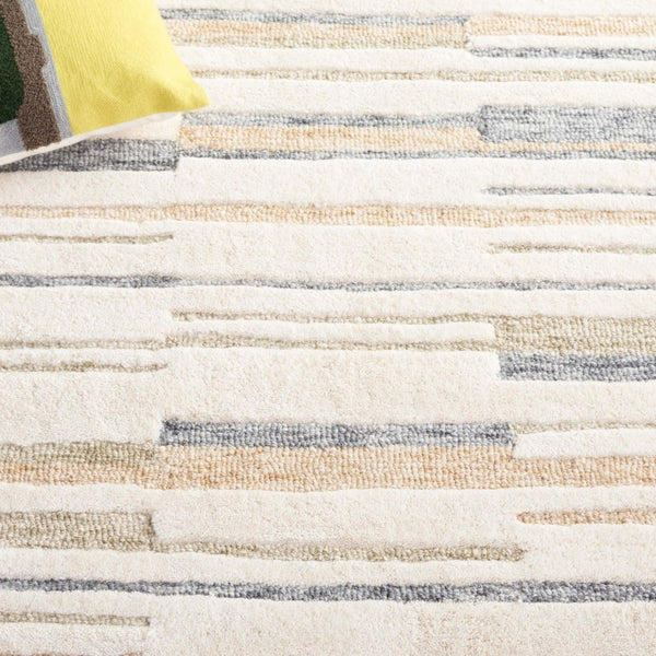 Safavieh Fifth Avenue Hand-Tufted Wool Cotton Runner Rug for Hallways and Entryways Ivory Beige 2'-3" x 8'-0" FTV602A-28