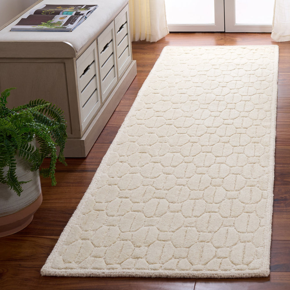 Safavieh Fifth Premium Hand-Tufted Ivory Runner Rug — 80% Wool, Low 3/8" Pile, Durable Elegant Hallway Staple 2'-3" x 8'-0" FTV652A-28