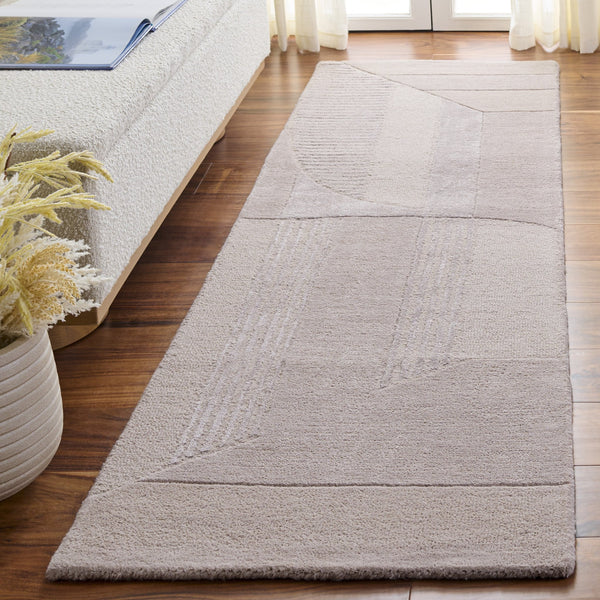 Safavieh Fifth Hand-Tufted Beige Light Brown Area Rug — Low-Pile Viscose-Wool Blend For Modern Elegance And Durability 4'-0" x 6'-0" FTV854B-4