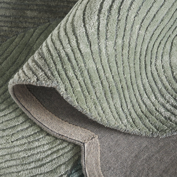 Safavieh Fifth Avenue Hand-Tufted Oval Area Rug In Green Beige | Viscose-Wool-Cotton Blend, Low-Profile Elegance 4'-0" x 6'-0" FTV856Y-4OV