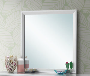 English Elm Primo Silver Champagne Wall Mirror 36"x36" Low-Distortion Glass, Wood Veneer Frame for Modern Décor Champagne 38.5 L x 39.5 W x 3.5 H B078112157