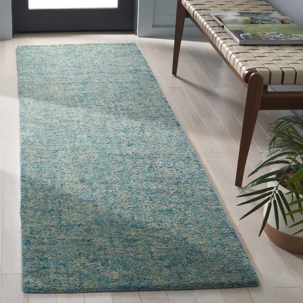 Safavieh Gabbeh Hand-tufted Area Rug In Serene Light Blue Beige - Artistry And Comfort For Your Home Decor Light Blue ,Beige 80% Imported Handspun Wool,20% Cotton Gab101l-6