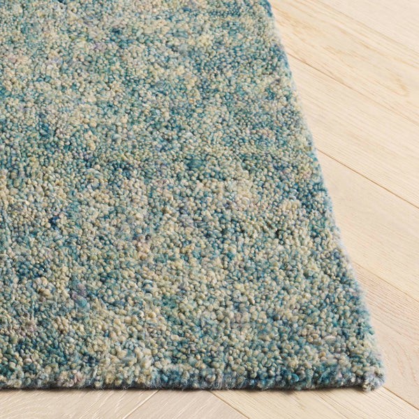 Safavieh Gabbeh Hand-tufted Area Rug: Luxurious Wool & Cotton Blend, Tranquil Abstract Design For Any Room Light Blue ,Beige 80% Imported Handspun Wool,20% Cotton Gab101l-5