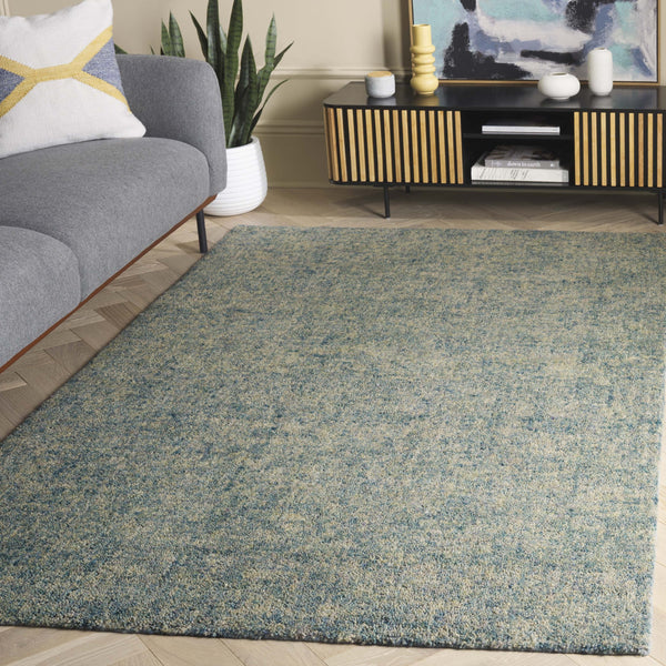 Safavieh Gabbeh Hand-tufted Area Rug: Luxurious Wool & Cotton Blend, Tranquil Abstract Design For Any Room Light Blue ,Beige 80% Imported Handspun Wool,20% Cotton Gab101l-5
