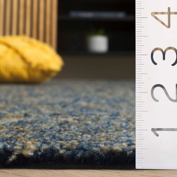 Safavieh Gabbeh Hand-tufted Area Rug: Luxurious Wool & Cotton Blend, Tranquil Abstract Design For Any Room Dark Blue ,Beige 80% Imported Handspun Wool,20% Cotton Gab101m-5