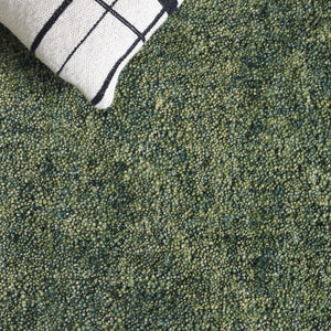 Safavieh Gabbeh Hand-tufted Area Rug: Luxurious Wool & Cotton Blend, Tranquil Abstract Design For Any Room Green 80% Imported Handspun Wool,20% Cotton Gab101y-5
