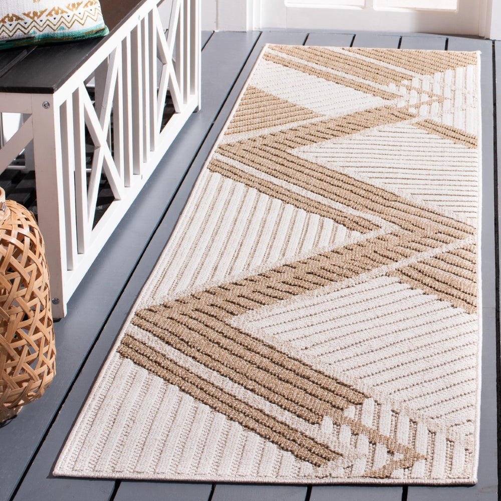 Safavieh Global Stylish Runner Rug - Elegant Power Loomed Design For Modern Home Décor & Cozy Spaces Beige ,Light Beige Polypropylene Glb220b-68