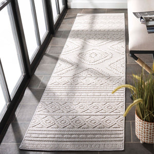 Safavieh Global Area Rug - Timeless Elegance With Geometric Designs For Indoor & Outdoor Spaces, Durable Craft Light Beige ,Ivory Polypropylene Glb230b-4