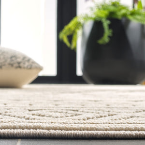 Safavieh Global Indoor/Outdoor Area Rug In Light Beige/Ivory - Durable, Stylish 5'3" X 7'6" Medium Rectangle Rug Light Beige ,Ivory Polypropylene Glb230b-5