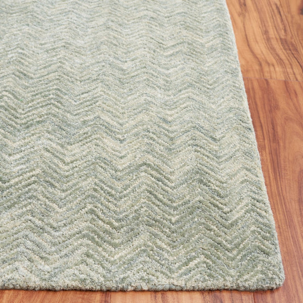 Safavieh Glamour Hand-tufted Area Rug: Luxurious Chevron Design In Gold & Ivory For Timeless Elegance Green ,Ivory Wool Pile Glm403t-9