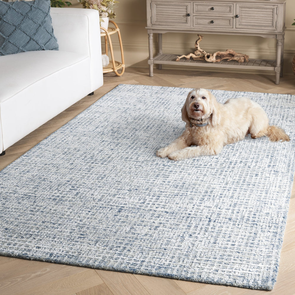 Safavieh Glamour Hand Tufted Area Rug - Luxurious Modern Design With Plush Comfort For Your Living Space Blue ,Ivory 45% Viscose 40% Wool 15% Cotton With Latex Glm601m-5