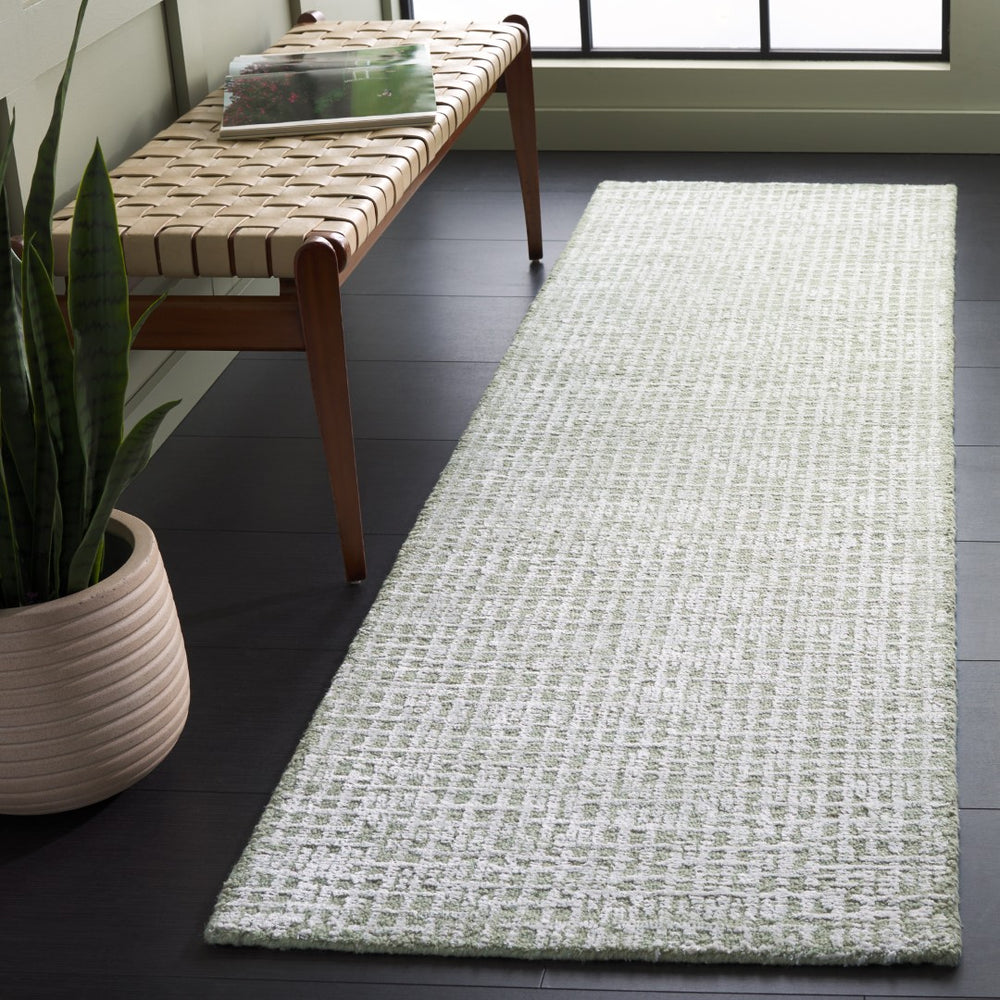 Safavieh Glamour Hand-tufted Area Rug – Chic Contemporary Design For Stylish Living Space Upgrade Sage ,Ivory 45% Viscose 40% Wool 15% Cotton With Latex Glm601w-4