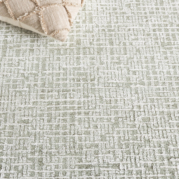 Safavieh Glamour Hand Tufted Area Rug - Luxurious Modern Design With Plush Comfort For Your Living Space Sage ,Ivory 45% Viscose 40% Wool 15% Cotton With Latex Glm601w-5