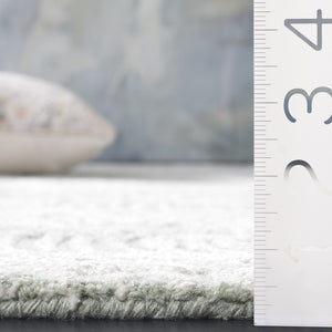 Safavieh Glamour Hand-tufted Area Rug: Modern Elegance With Abstract Design For Luxurious Home Decor Sage ,Ivory 45% Wool 45% Viscose 10% Cotton With Latex Glm605w-8