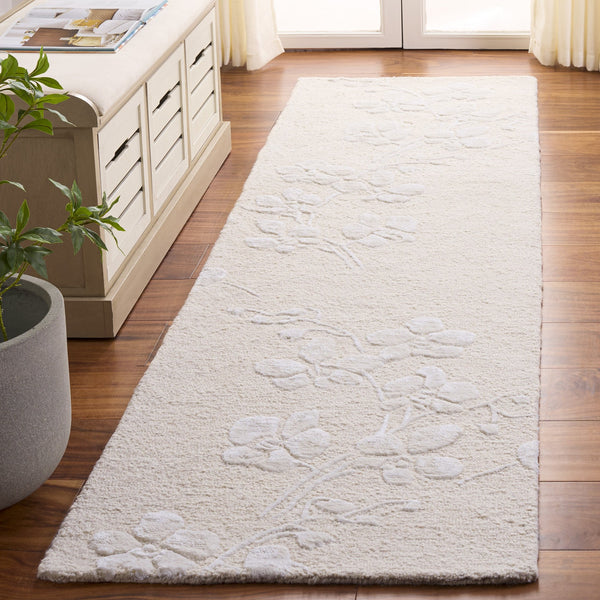 Safavieh Glamour Hand-Tufted Ivory Runner — Low-Pile Wool Blend, Subtle Sheen, Durable Hallway Elegance 2'-3" x 8'-0" GLM609A-28