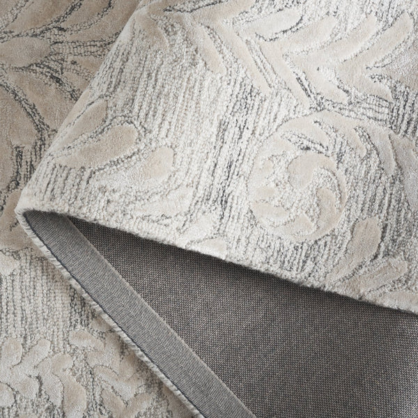 Safavieh Glamour Hand-Tufted Grey Beige Area Rug — Wool-Viscose-Cotton Blend, Low Pile Damask Elegance 4'-0" x 6'-0" GLM612F-4