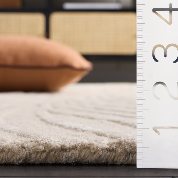 Safavieh Glamour Hand-Tufted Neutral Runner Rug — Low-Profile Wool Blend, Beige Ivory Elegance For Hallways 2'-3" x 8'-0" GLM617B-28