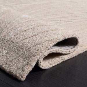 Safavieh Glamour Hand-Tufted Neutral Runner Rug — Low-Profile Wool Blend, Beige Ivory Elegance For Hallways 2'-3" x 8'-0" GLM617B-28