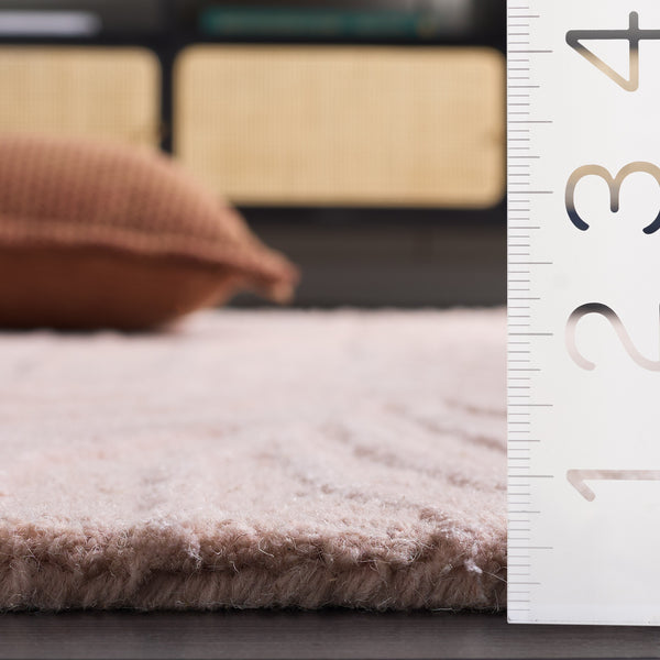 Safavieh Glamour Hand-Tufted Light Pink Ivory Rug – Wool-Blend Low Pile Elegance For Calm, Contemporary Rooms 4'-0" x 6'-0" GLM617U-4