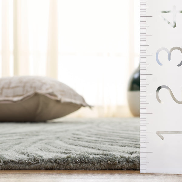 Safavieh Glamour Hand-Tufted Sage Green Wool Rug — Minimalist Solid Design, Plush 3/8" Pile, Ethically Made 6'-0" x 9'-0" GLM617W-6