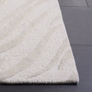 Safavieh Glamour Hand-Tufted Ivory Round Rug | Wool-Viscose-Cotton Blend, Low-Profile Luxury For Living Rooms 6'-0" x 6'-0" GLM618A-6R