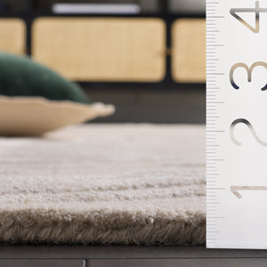Safavieh Glamour Hand-Tufted Beige Area Rug — 70% Wool Blend, Low-Profile 3/8" Pile, Elegant Contemporary Plush 5'-0" x 8'-0" GLM618B-5