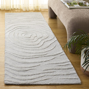 Safavieh Glamour Hand-Tufted Light Grey Area Rug 5X8 Wool-Viscose-Cotton Low Pile Modern Minimalist Elegance 5'-0" x 8'-0" GLM618F-5