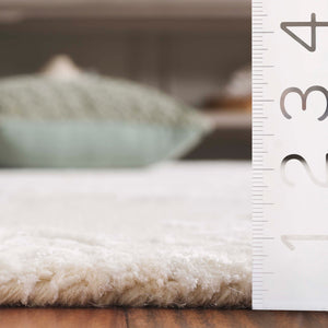 Safavieh Glamour Ivory Floral Runner Rug - Hand-tufted Elegance For Hallways And Entryways With Soft Comfort Ivory 60% Wool,30% Viscose,10% Cotton Glm619a-5