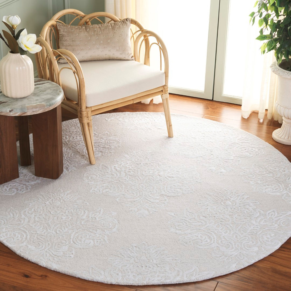 Safavieh Glamour Hand Tufted Floral Area Rug – Elegant Luxury For Cozy Spaces, Handcrafted In India, 60% Wool Ivory 60% Wool,30% Viscose,10% Cotton Glm619a-4