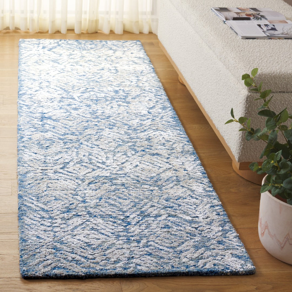 Safavieh Glamour Floral Hand Tufted Area Rug – Luxurious Ivory Design For Elegant Home Decor Solutions Blue ,Ivory 50% Wool,40% Viscose,10% Cotton Glm620m-4