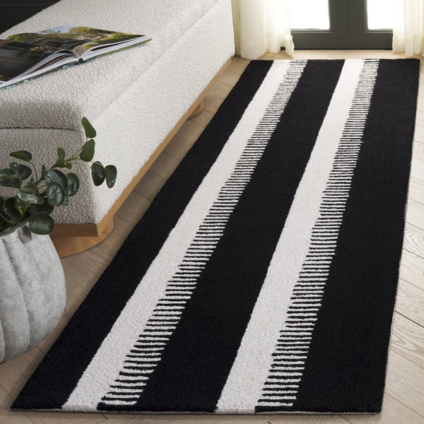 Safavieh Genre Elegant Hand-tufted Area Rug - Stylish Runner Design For Modern Home Décor And Comfort Black ,Ivory Wool Pile Gre153z-28