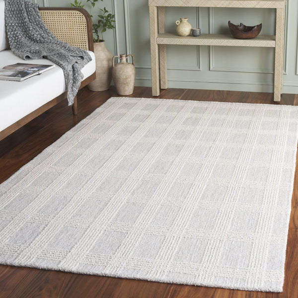 Safavieh Genre Hand-Tufted Silver Ivory Area Rug — Wool-Cotton Blend, Minimalist Texture For Modern Homes 4'-0" x 6'-0" GRE208G-4
